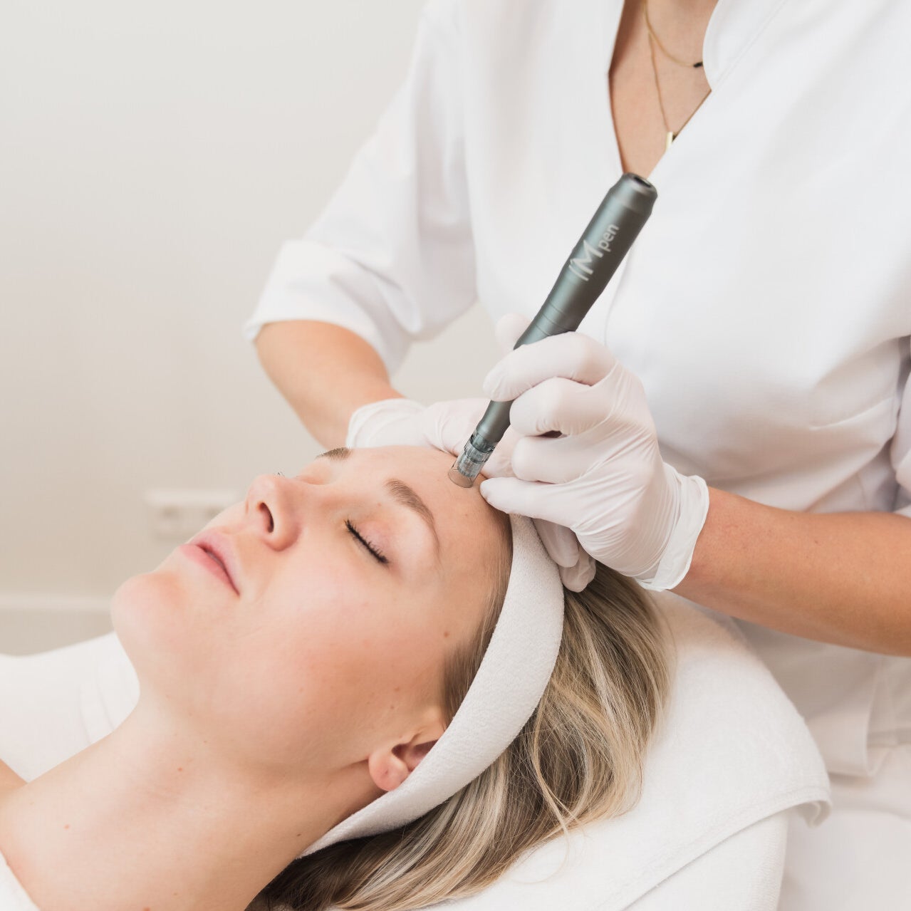 Walk in hair salons near me Fast and professional hair care