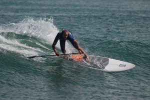 Stand-up paddle surfing